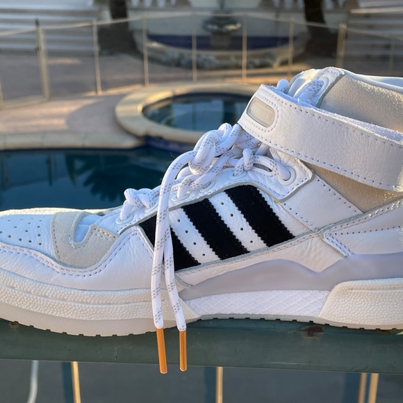 Adidas Ivy Park Forum Mid Shoe